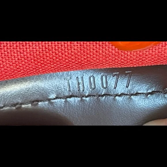 Louis Vuitton Damier Ebene Chelsea Tote - Picture 6 of 10